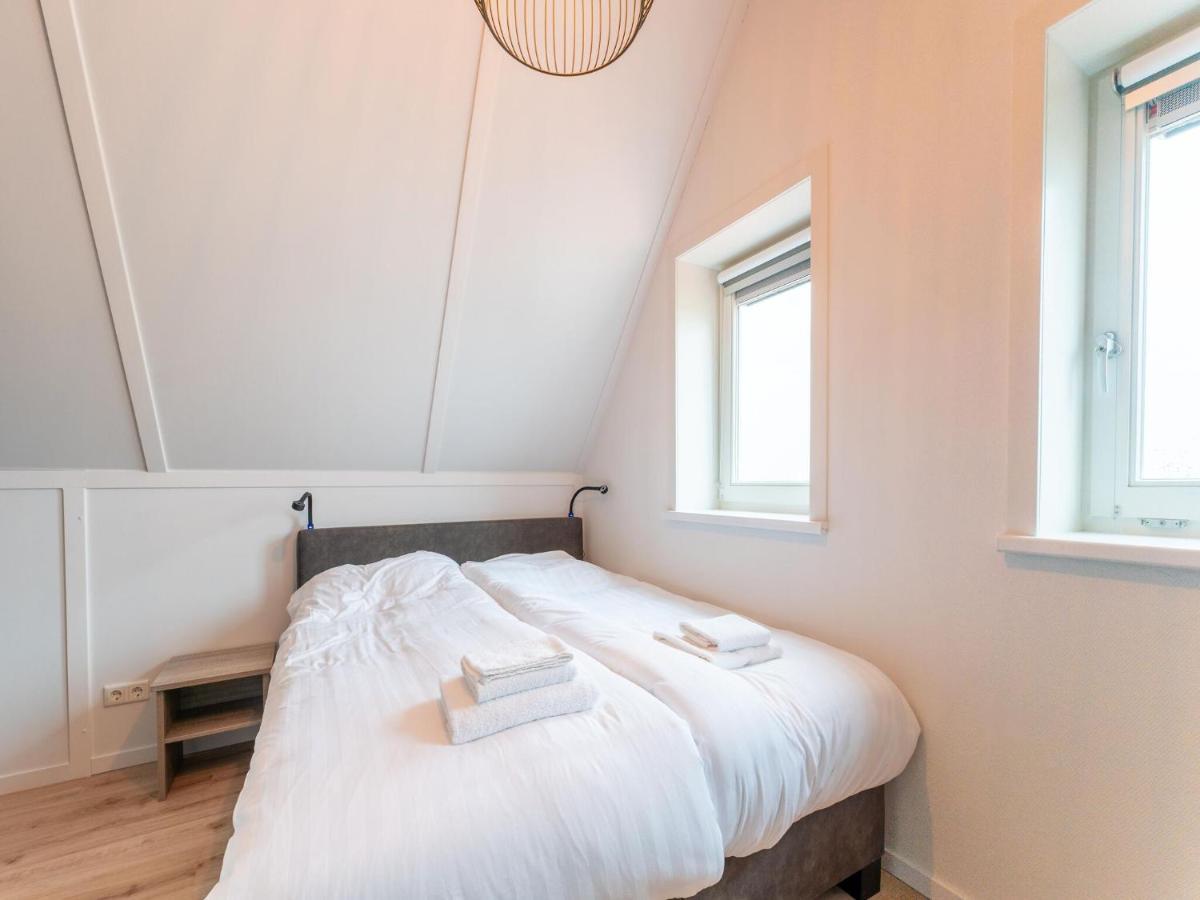Modern Holiday Home By The Sea With Sauna Scherpenisse 外观 照片
