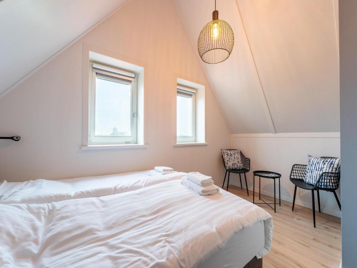 Modern Holiday Home By The Sea With Sauna Scherpenisse 外观 照片